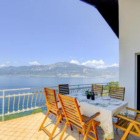 Casa Bellavista Brenzone Holiday home *