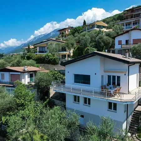 Casa Bellavista Brenzone Holiday home